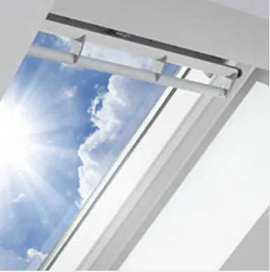 VELUX GGL CK06 2069 Solar UV Heat Protection Glazing White Painted Centre-Pivot Window (55 x 118 cm)